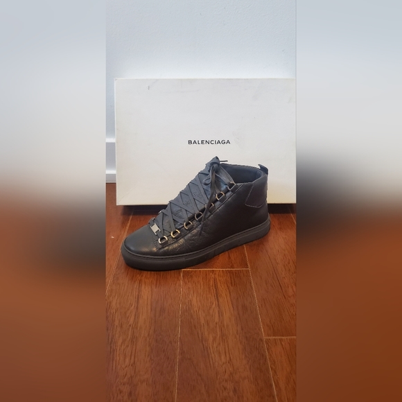 Balenciaga Men's sneakers - Picture 2 of 2